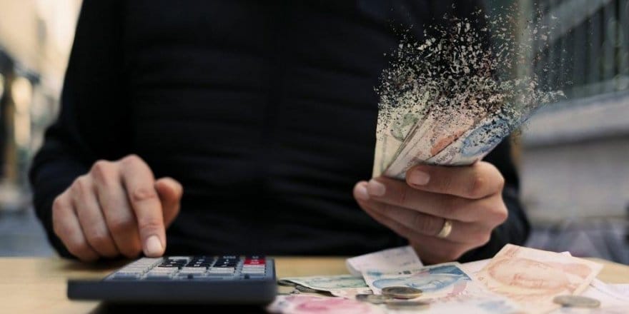 EMEKLİ AYLIĞINA VE MEMUR MAAŞINA REFAH PAYI GELİYOR