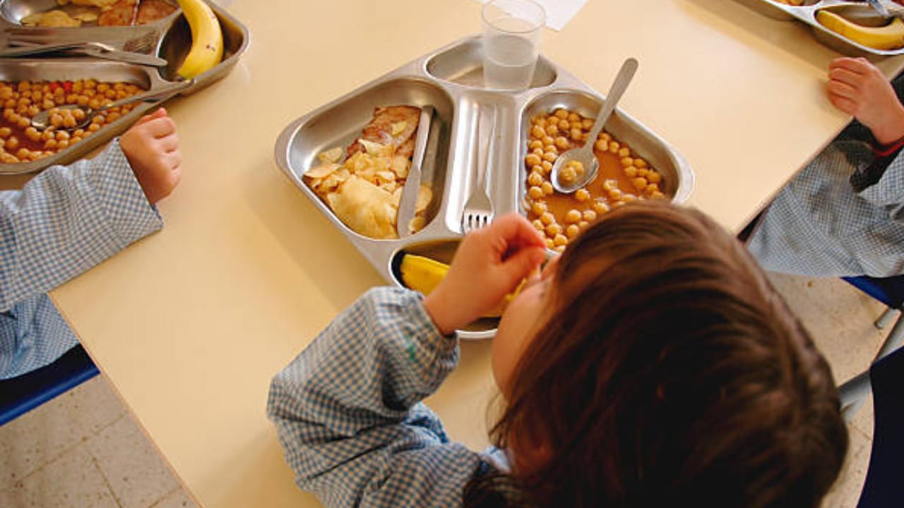 MEB haftada 5 gün ücretsiz yemek verecek