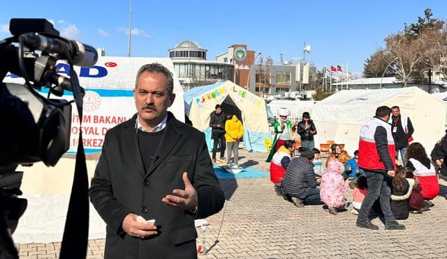 Özer: Hasar tespiti yapmadan okulları açmayacağız