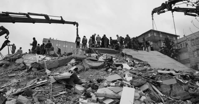 Depremin ekonomik maliyeti de şiddeti kadar büyük