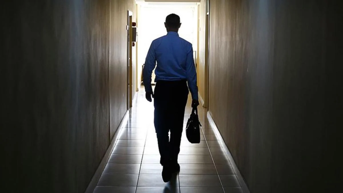 Üniversitede memur olmak isteyenlere müjde