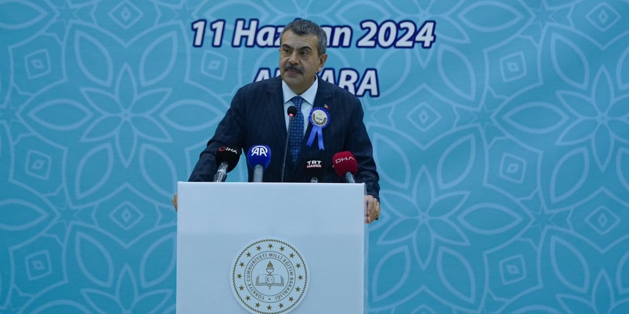 Bakan Yusuf Tekin Velilere Seslendi!