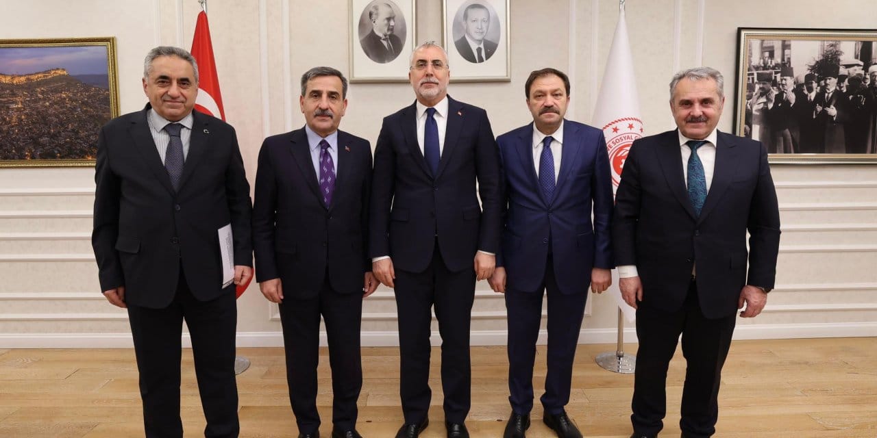 Kamu-Sen’den Bakan Işıkhan’a “Ek Zam ve Refah Payı” Ziyareti