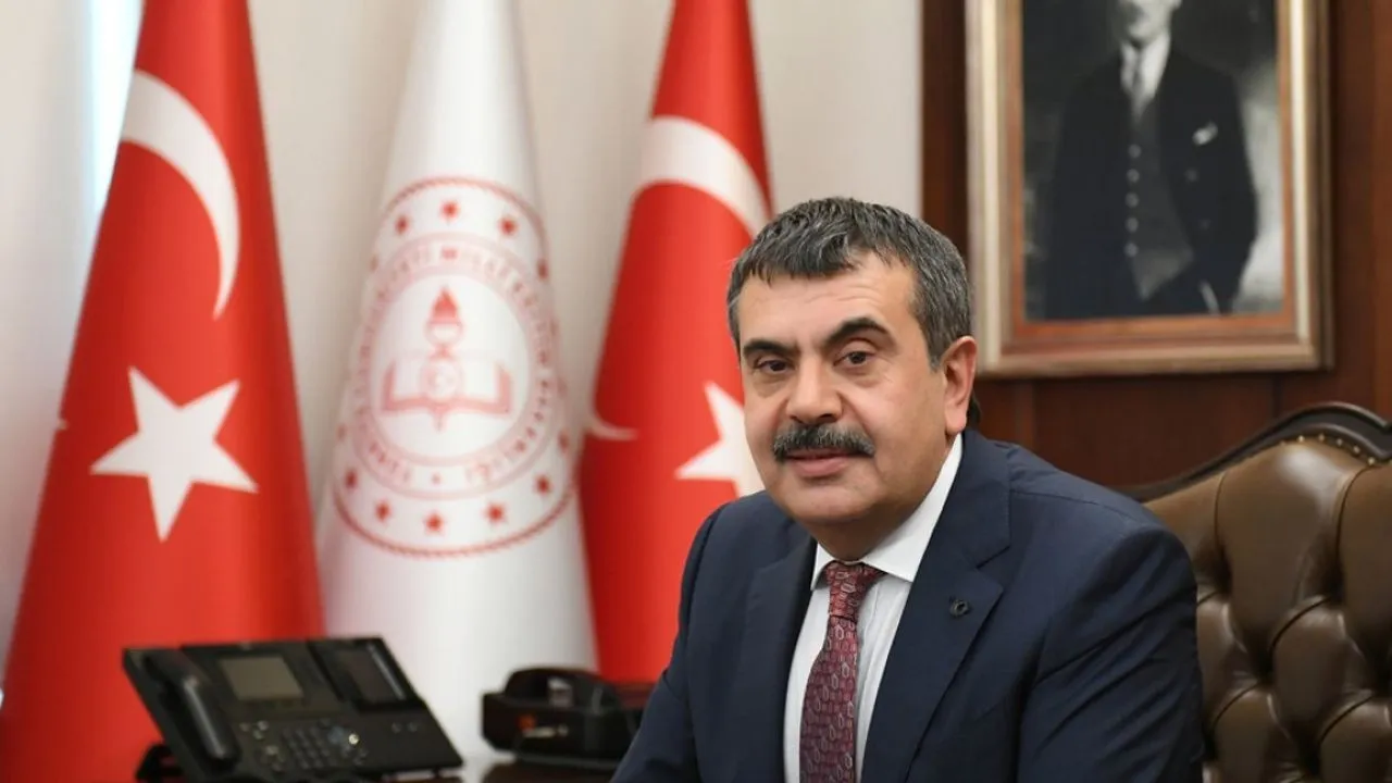 Bakan Tekin Torpil iddialarına yanıt verdi