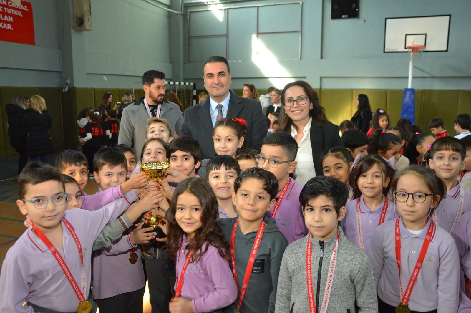 Esenyurt,İFET Oyunları Ödül Töreni Yapıldı