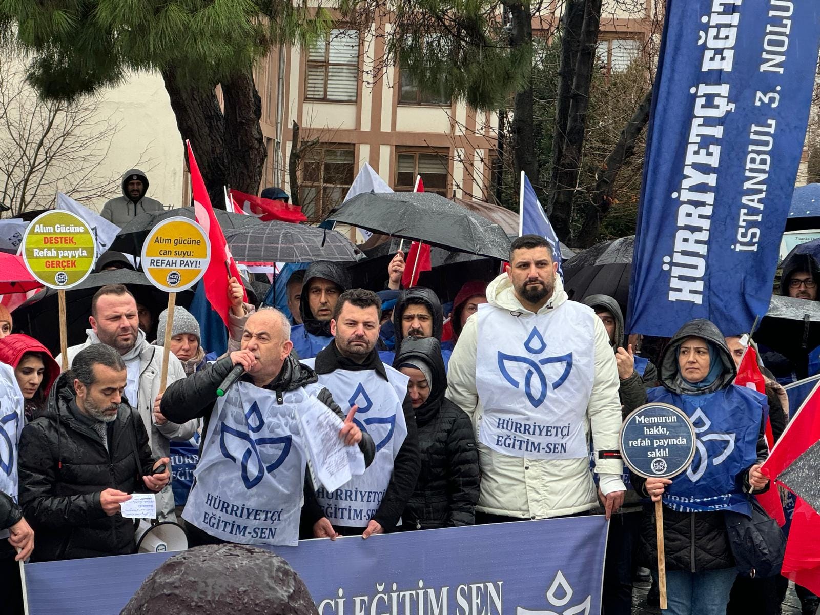 Hürriyetçi Sendikalar Konfederasyonundan Basın Açıklaması