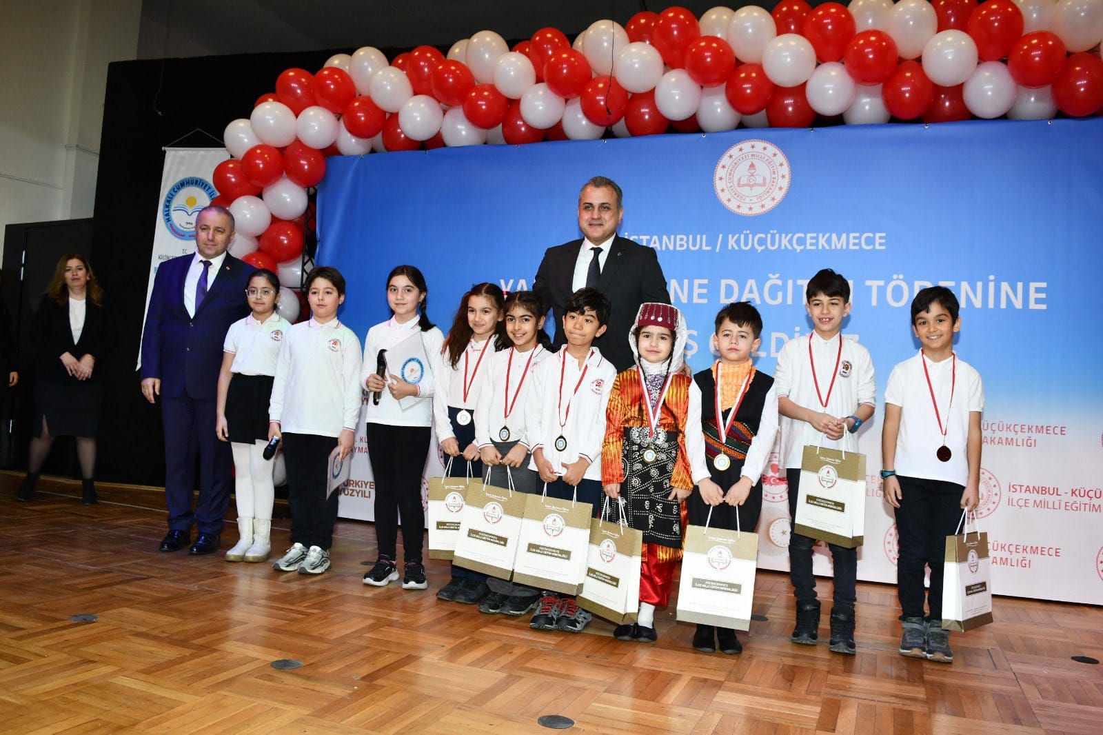 Küçükçekmece’de karne heyacanı