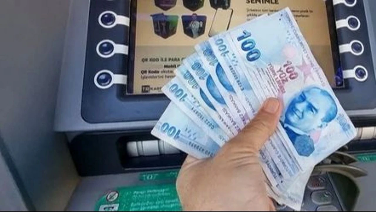 ATM Kullanımında Bunu Yapmayanlara Ceza Kesilecek
