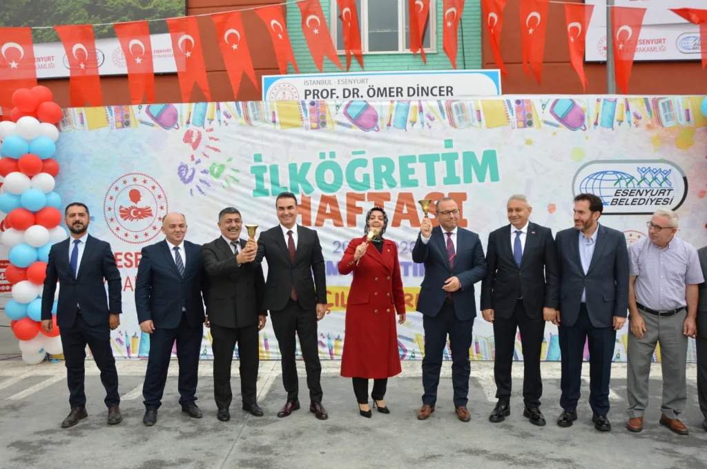 Esenyurt’ta Yeni Eğitim Öğretim Yılı Coşkuyla Başladı