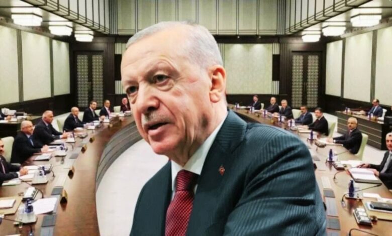 Erdoğan Kabineyi Yenilemeye Hazırlanıyor!