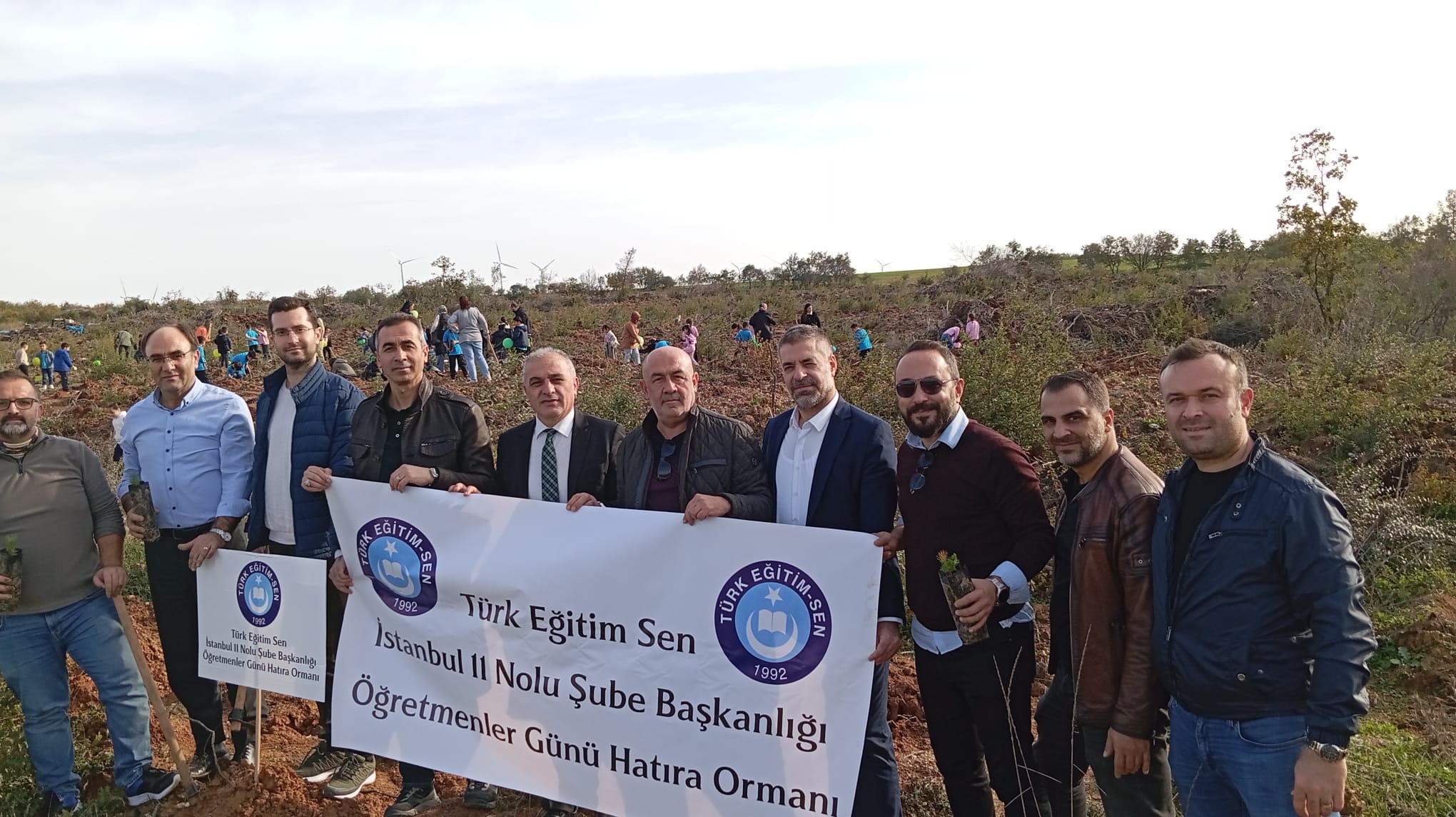 “Öğretmenler Günü Hatıra Ormanı” İçin Fidanlar Toprakla Buluştu