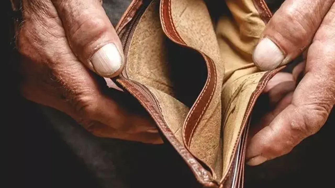 Sosyal yardıma muhtaç hane sayısı 4,5 milyonu geçti!