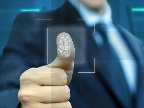 İş yerlerinde biyometrik veriyle mesai takibi yasaklandı